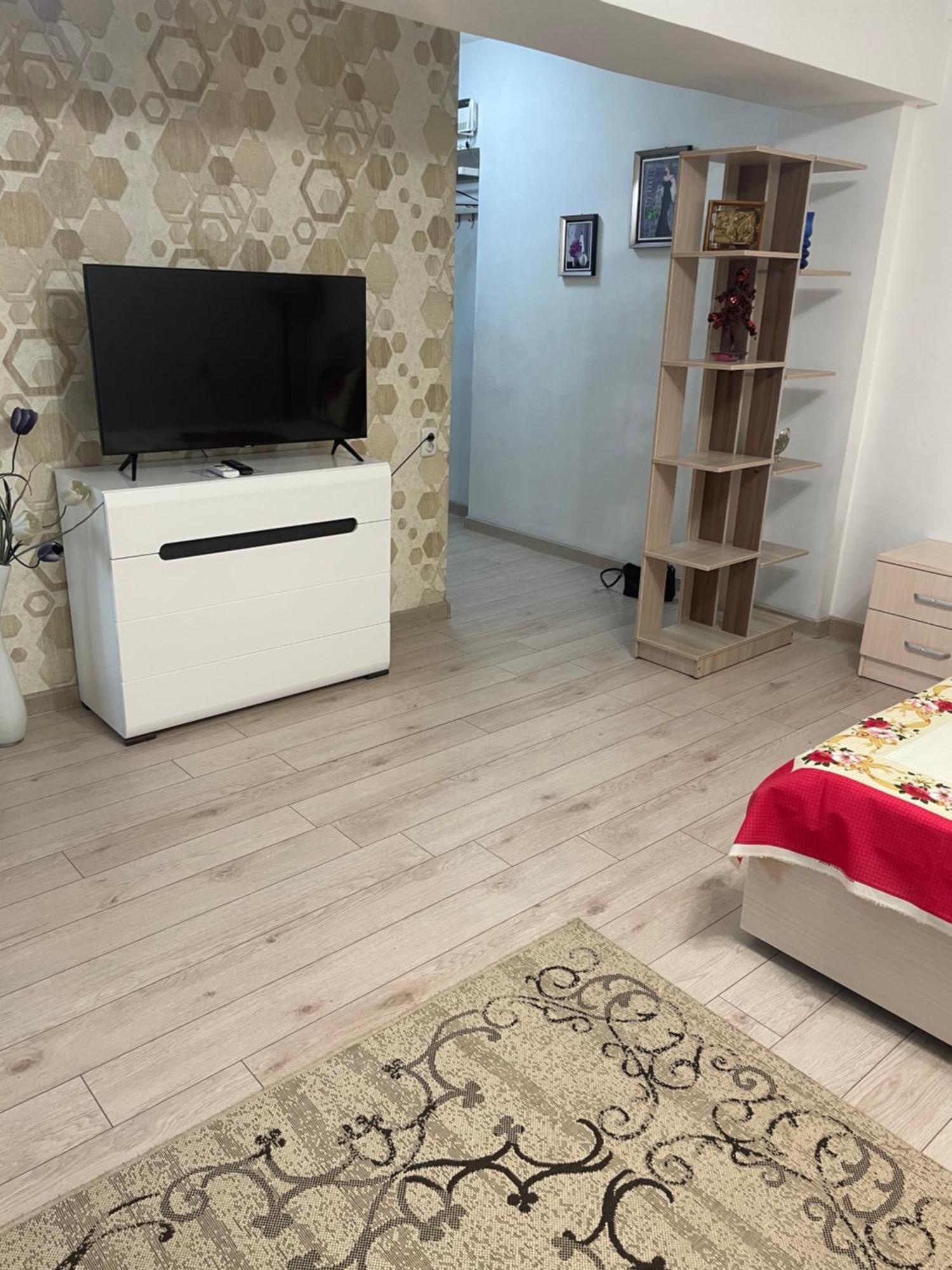 Apartment Flat In The Center Almaty